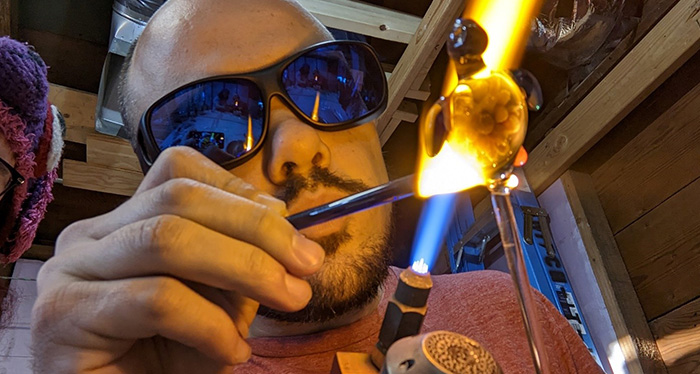 Johns Manville Employee Fuses Hobby And Career In The Glass Lab At 